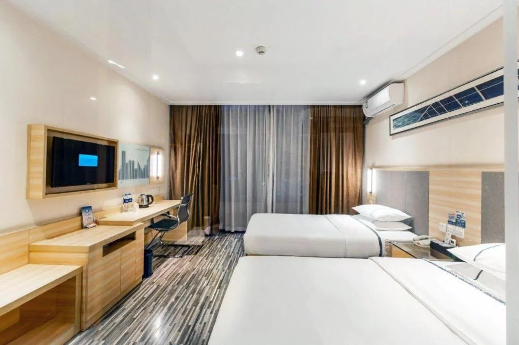 Bed in City Comfort Inn Hechi Yizhou Bus Terminal