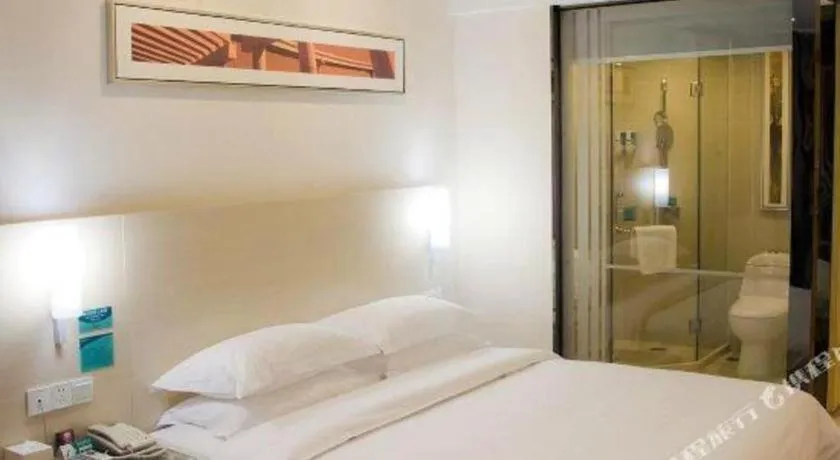 Bed in City Comfort Inn Nanning Wuming Xiangshan Avenue