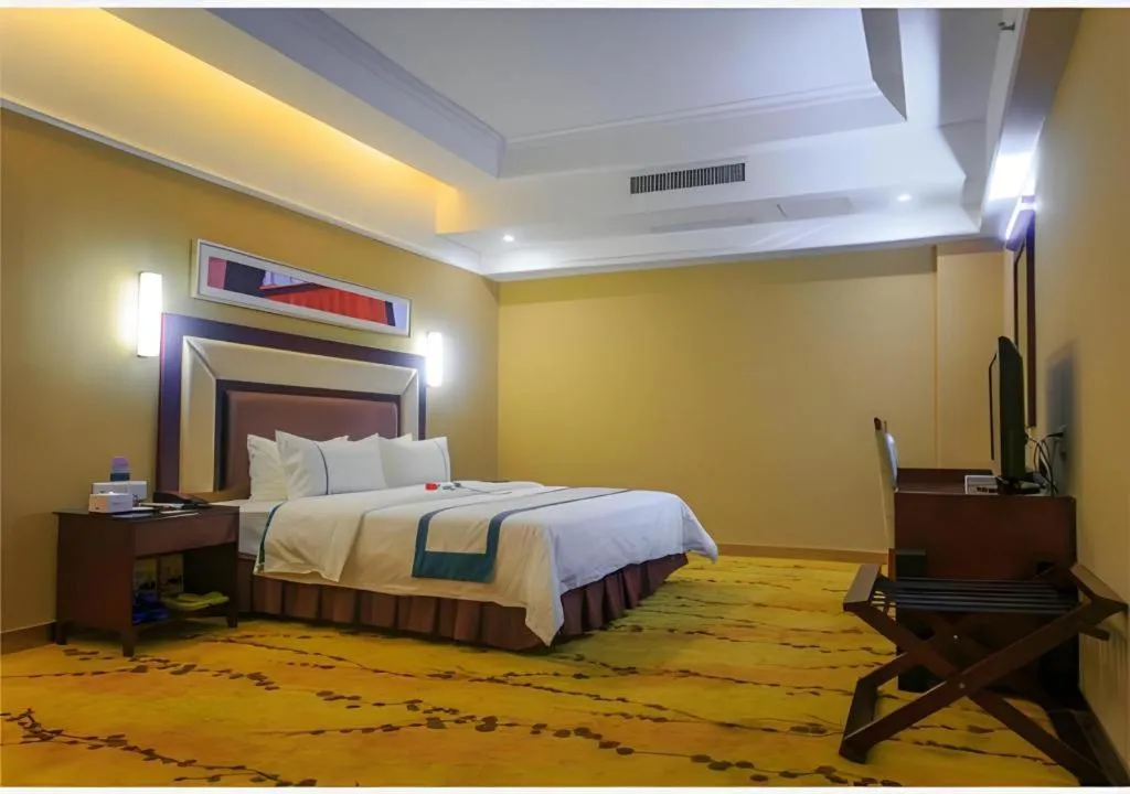 Bed in City Comfort Inn Huizhou Longmen