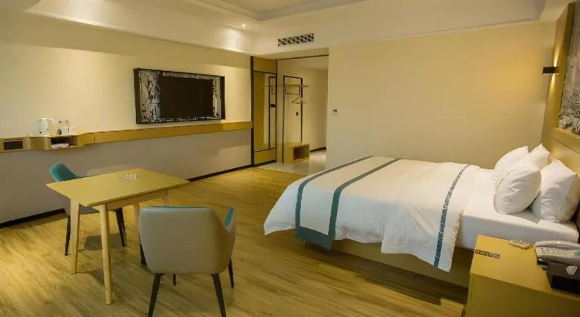Bed in City Comfort Inn Huizhou Longmen