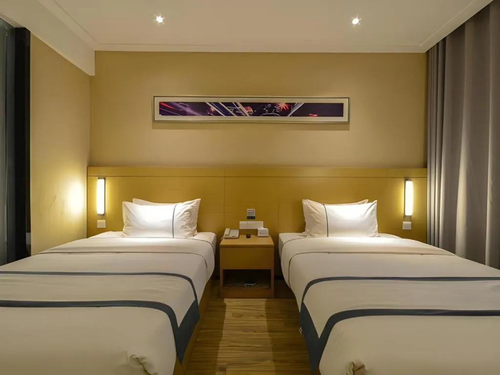 Bed in City Comfort Inn Xiangyang Zaoyang Hancheng