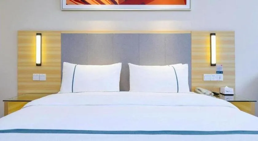 Bed in City Comfort Inn Chengdu Hongpailou Wuhou Avenue Metro Station