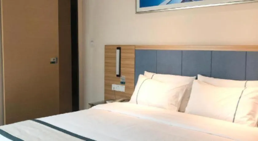 Bed in City Comfort Inn Chengdu Hongpailou Wuhou Avenue Metro Station