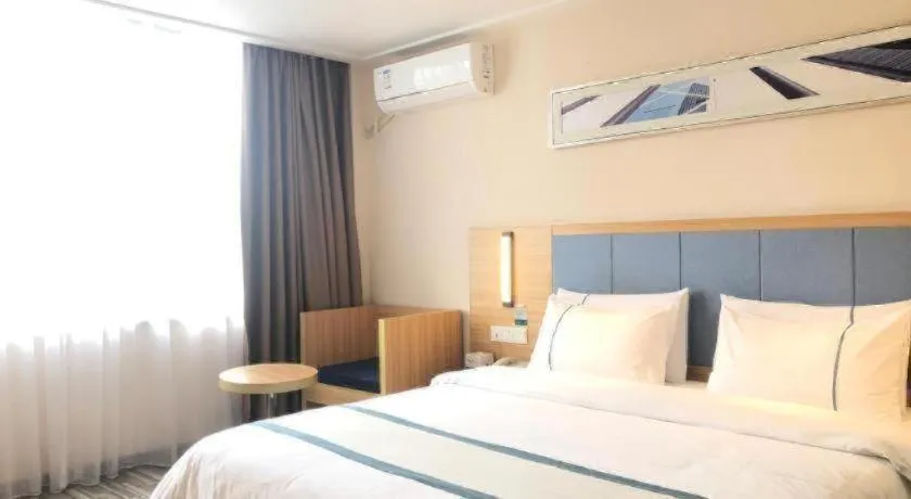 Bed in City Comfort Inn Chengdu Hongpailou Wuhou Avenue Metro Station