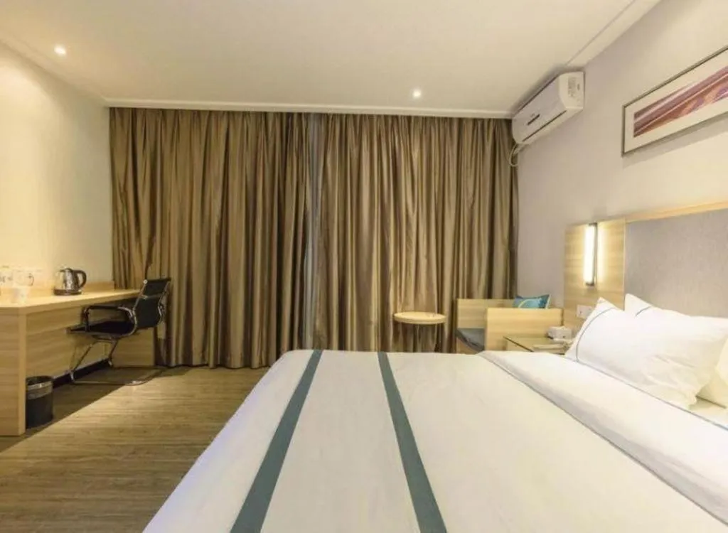 Bed in City Comfort Inn Chengdu Hongpailou Wuhou Avenue Metro Station