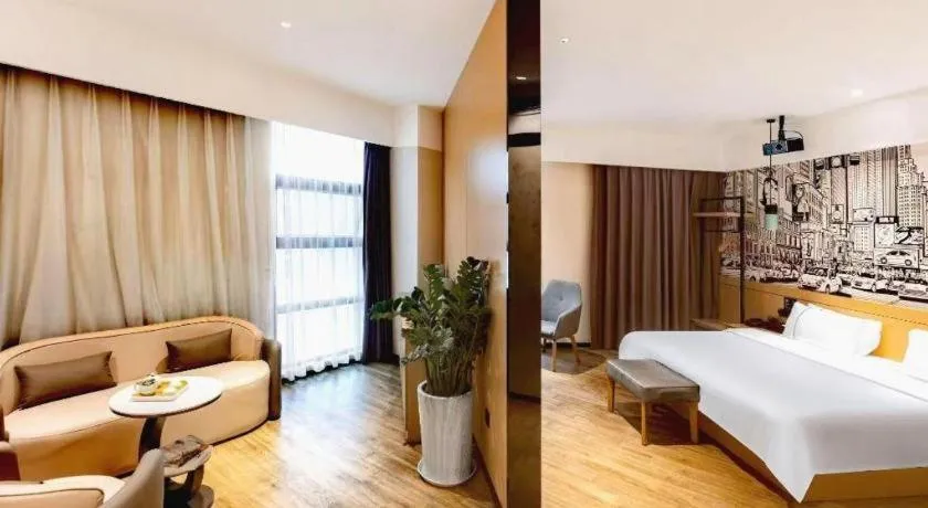 Bed in City Comfort Inn Meishan Wanda Plaza