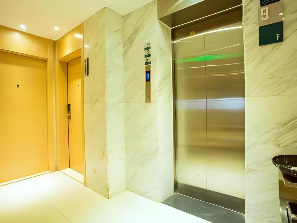 City Comfort Inn Guilin North High Speed Railway Station Square