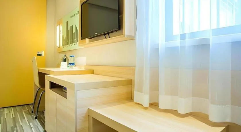 City Comfort Inn Guilin North High Speed Railway Station Square