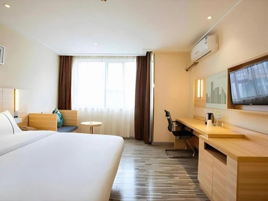 Bed in City Comfort Inn Guilin Jiatianxia Square International Conferences & Exhibition Center