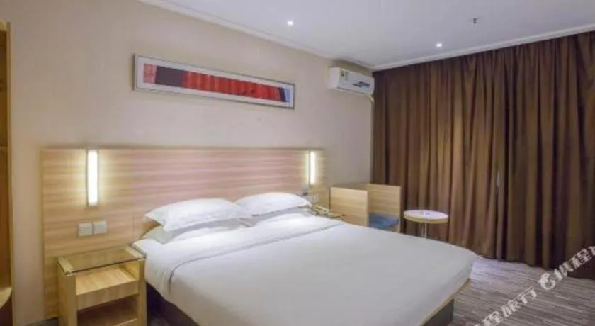 Bed in City Comfort Inn Hechi Bama Shouxiang Avenue