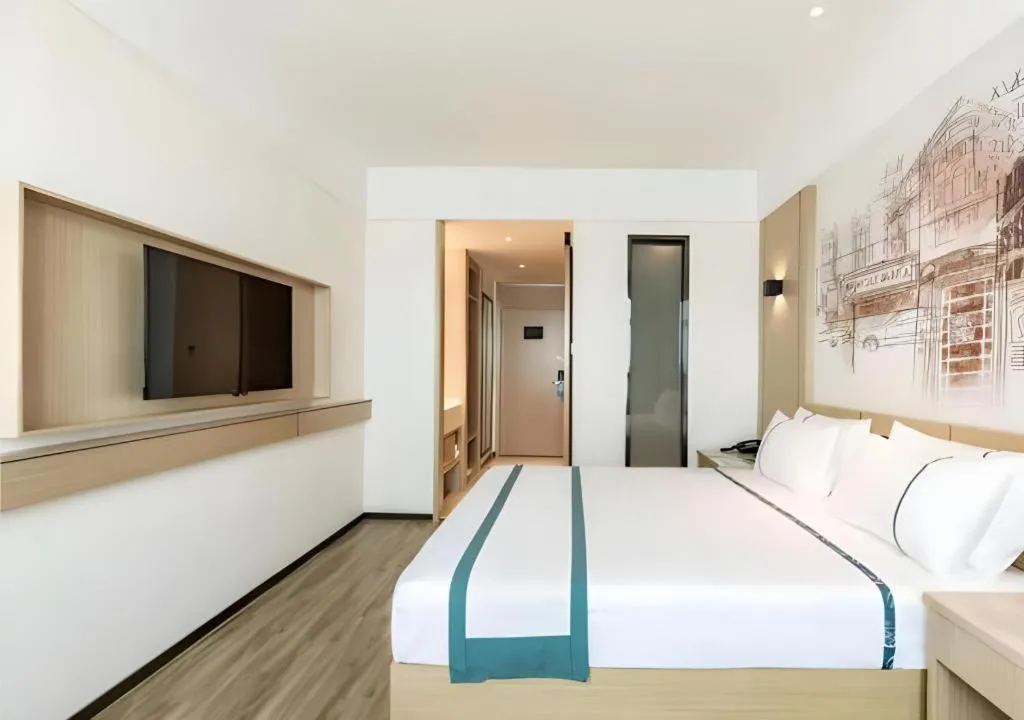 Bed in City Comfort Inn Hefei Mingzhu Square Fanhua Avenue