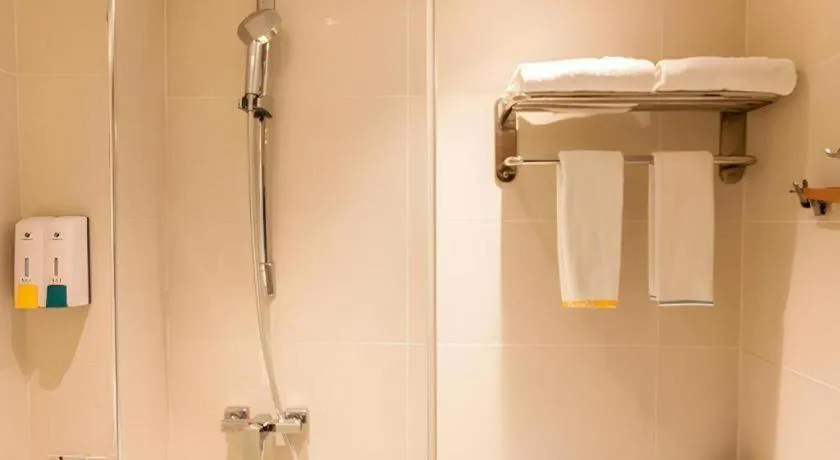 City Comfort Inn Wuhan Zoo Guobo Maying Road Metro Station