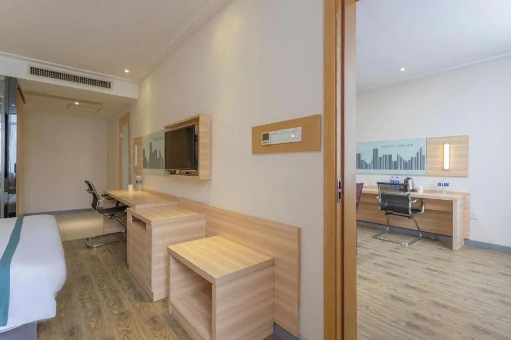 City Comfort Inn Wuhan Zoo Guobo Maying Road Metro Station