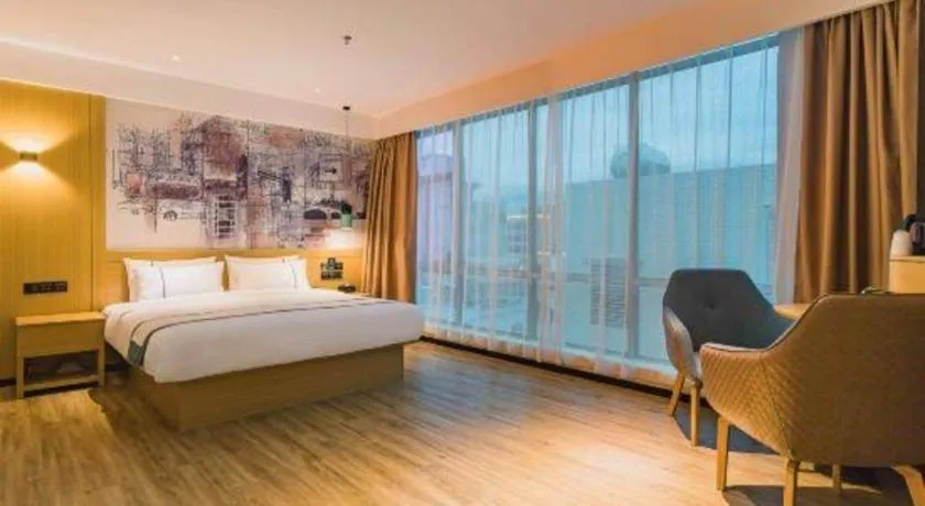 Bed in City Comfort Inn Shanwei Luhe