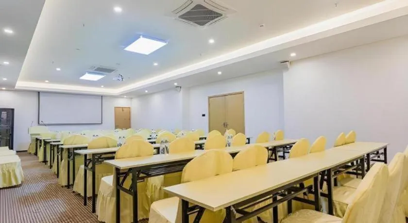 City Comfort Inn Shanwei Luhe