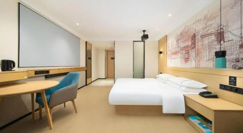 Bed in City Comfort Inn Nanning International Exhibition Jinhu Plaza