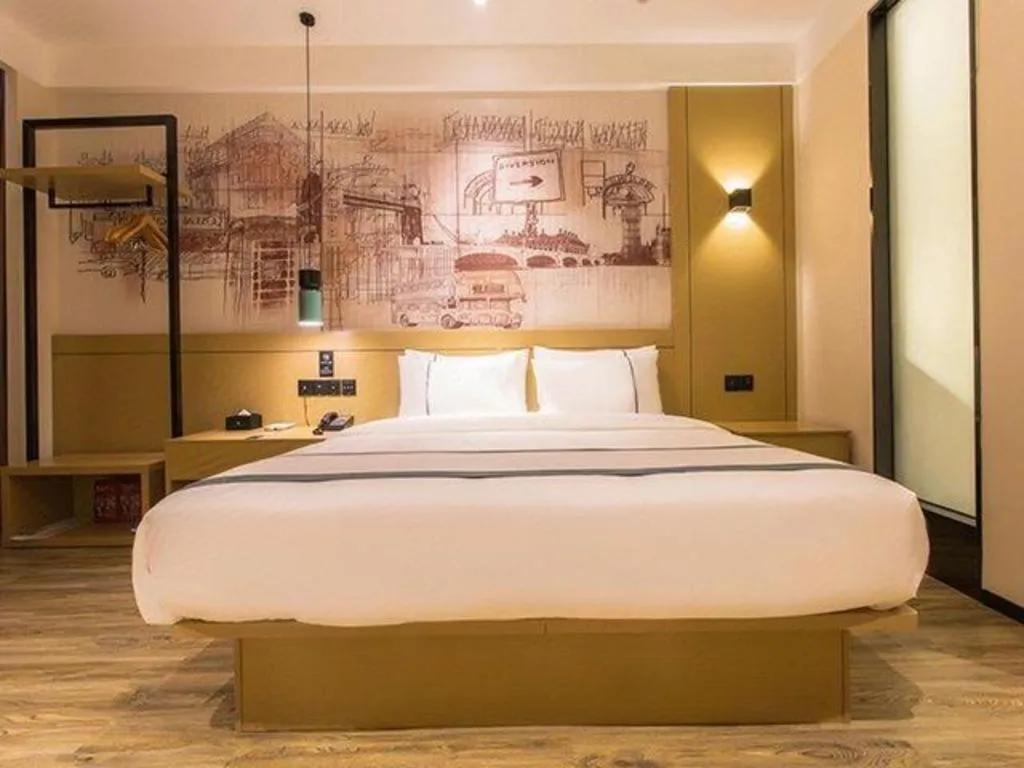 Bed in City Comfort Inn Nanning International Exhibition Jinhu Plaza