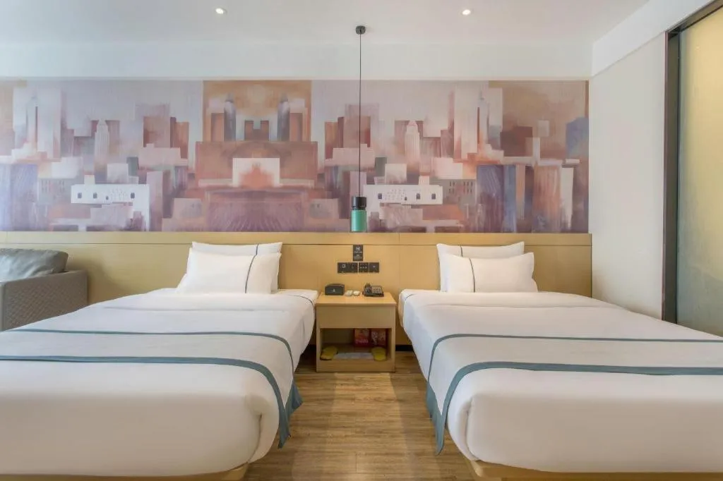 Bed in City Comfort Inn Nanning International Exhibition Jinhu Plaza