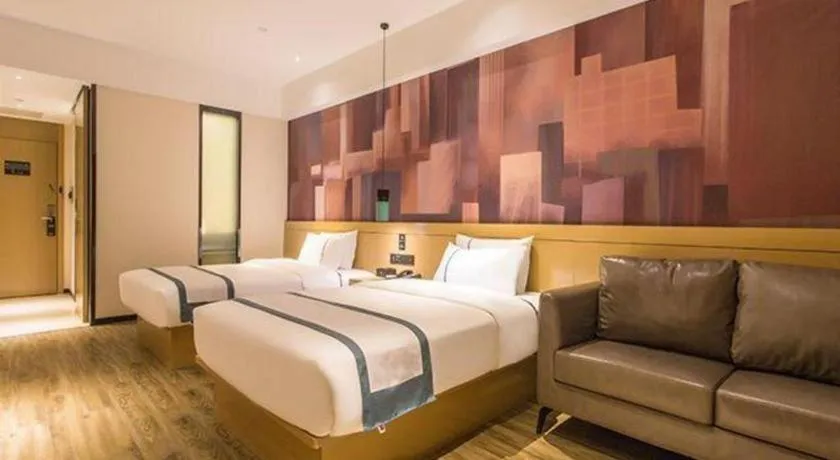 Bed in City Comfort Inn Nanning International Exhibition Jinhu Plaza