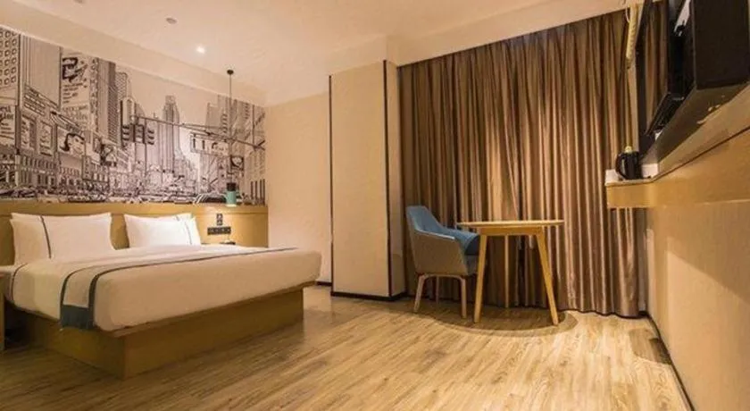 Bed in City Comfort Inn Nanning International Exhibition Jinhu Plaza