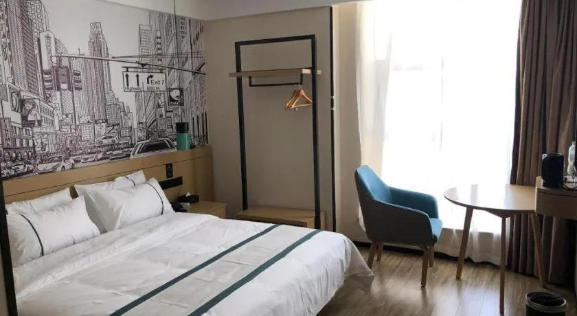 Bed in City Comfort Inn Nanning International Exhibition Jinhu Plaza