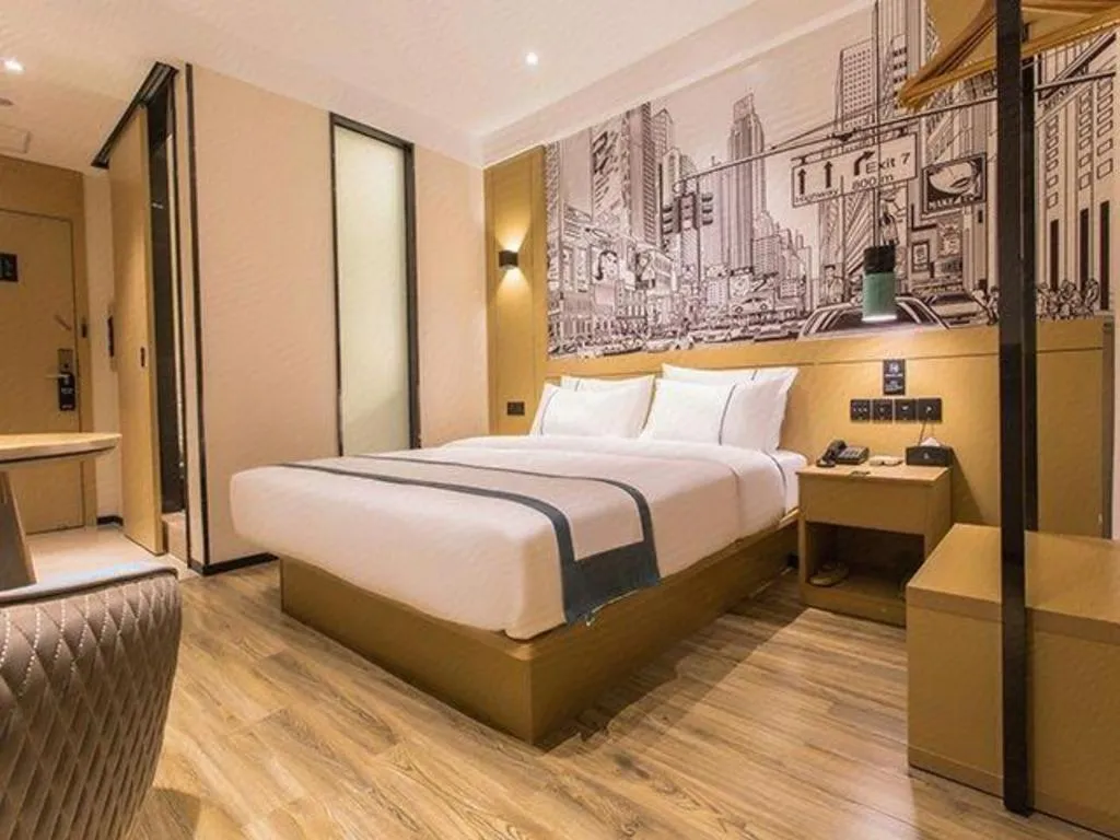 Bed in City Comfort Inn Nanning International Exhibition Jinhu Plaza