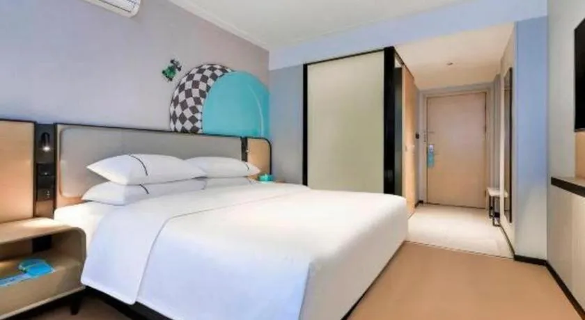 Bed in City Comfort Inn Chongqing Shiqiao Plaza Metro Station