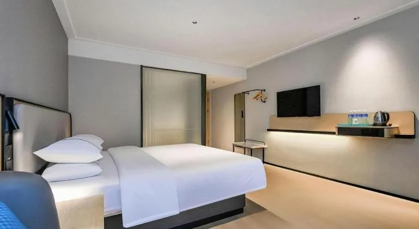 Bed in City Comfort Inn Chongqing Shiqiao Plaza Metro Station