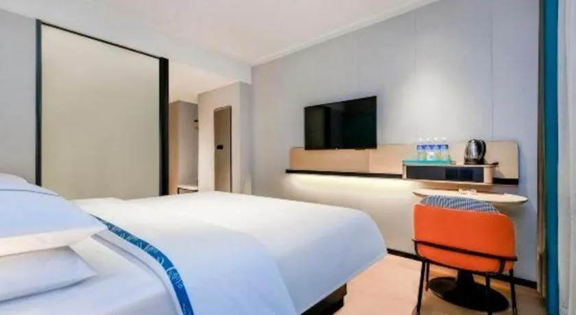 Bed in City Comfort Inn Chongqing Shiqiao Plaza Metro Station