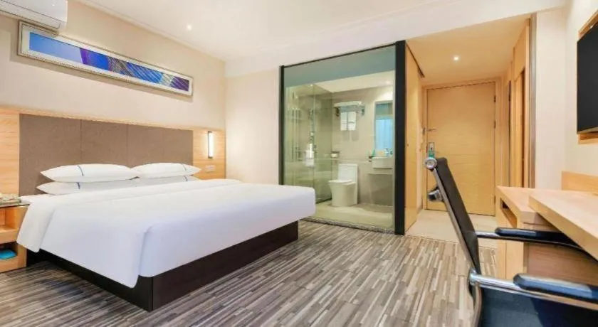 Bed in City Comfort Inn Chongqing Shiqiao Plaza Metro Station