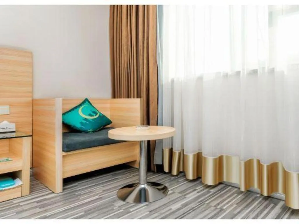 City Comfort Inn Chongqing Shiqiao Plaza Metro Station