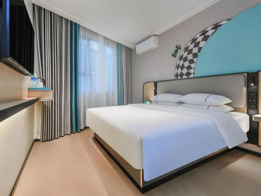 Bed in City Comfort Inn Chongqing Shiqiao Plaza Metro Station