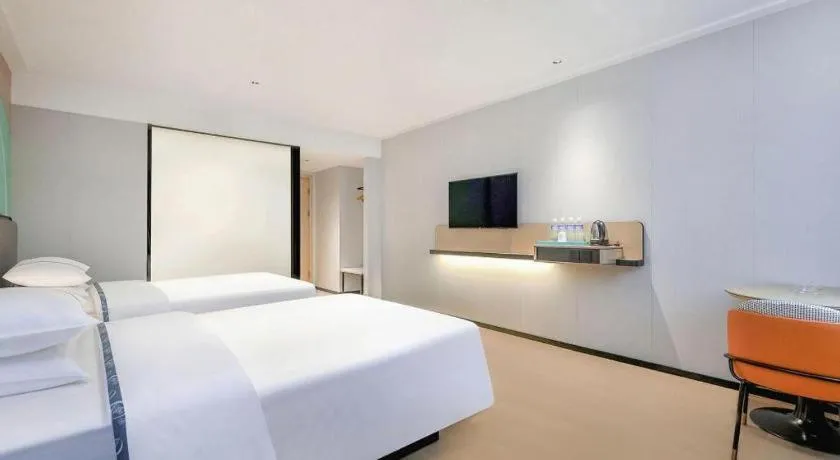 Bed in City Comfort Inn Chongqing Shiqiao Plaza Metro Station