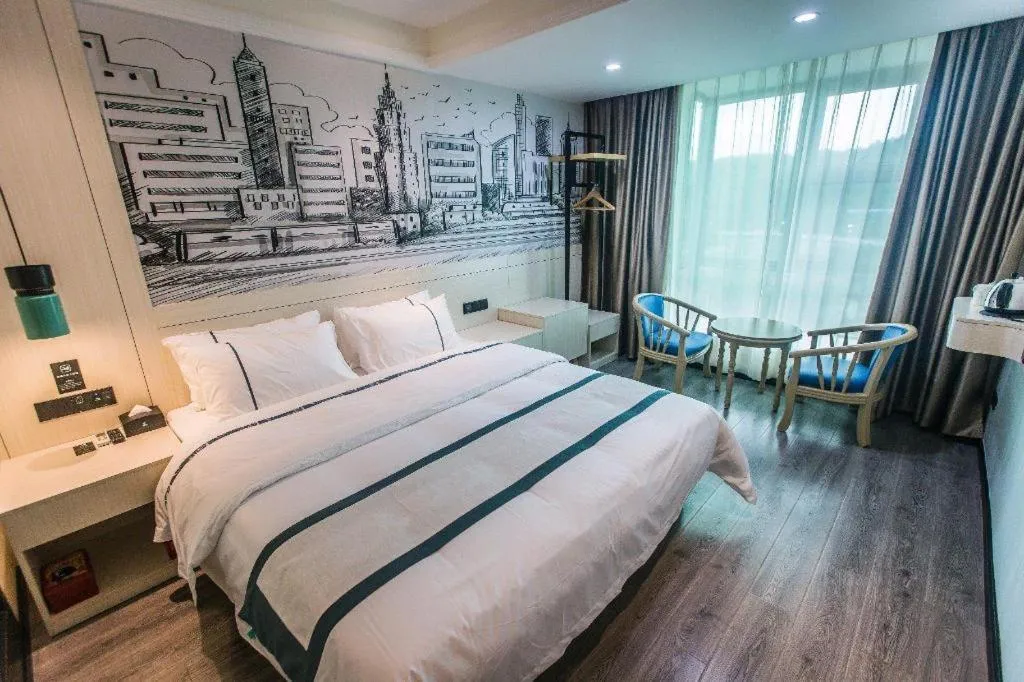 Bed in City Comfort Inn Shaoguan High-speed Railway Station Xilian Examination Center