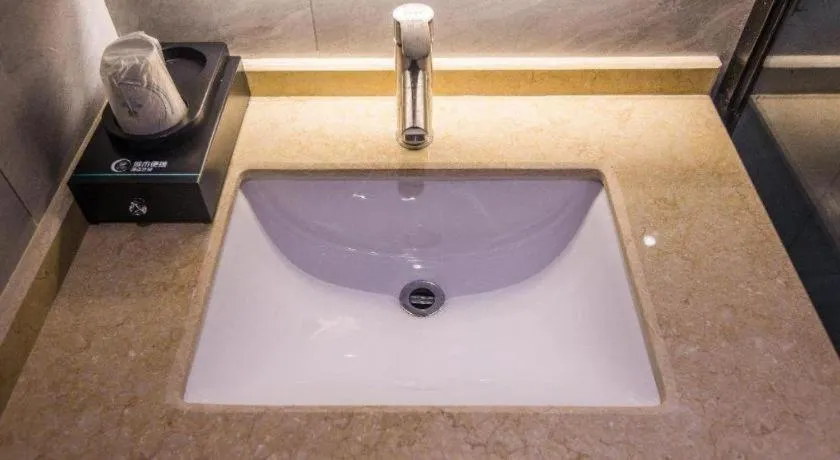 City Comfort Inn Shaoguan High-speed Railway Station Xilian Examination Center