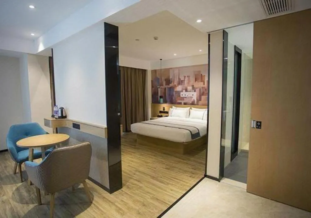 Bed in City Comfort Inn Taizhou Wanda Plaza