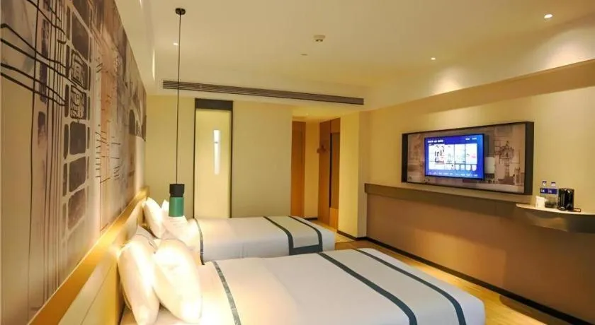 Bed in City Comfort Inn Changde Lixian Taohuatan