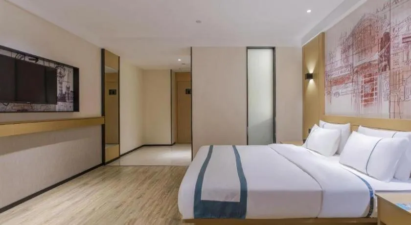 Bed in City Comfort Inn Changde Lixian Taohuatan