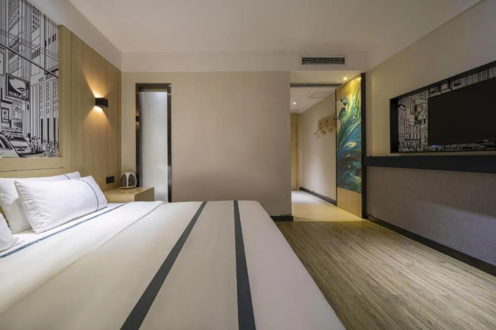 Bed in City Comfort Inn Changde Lixian Taohuatan