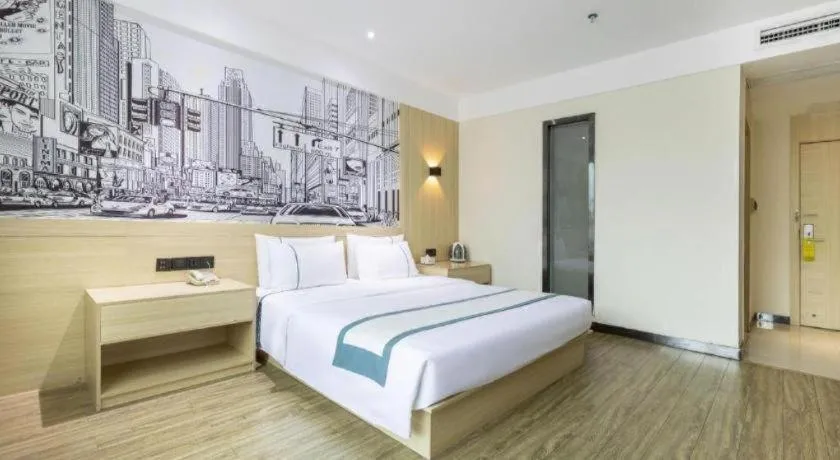 Bed in City Comfort Inn Changde Lixian Taohuatan