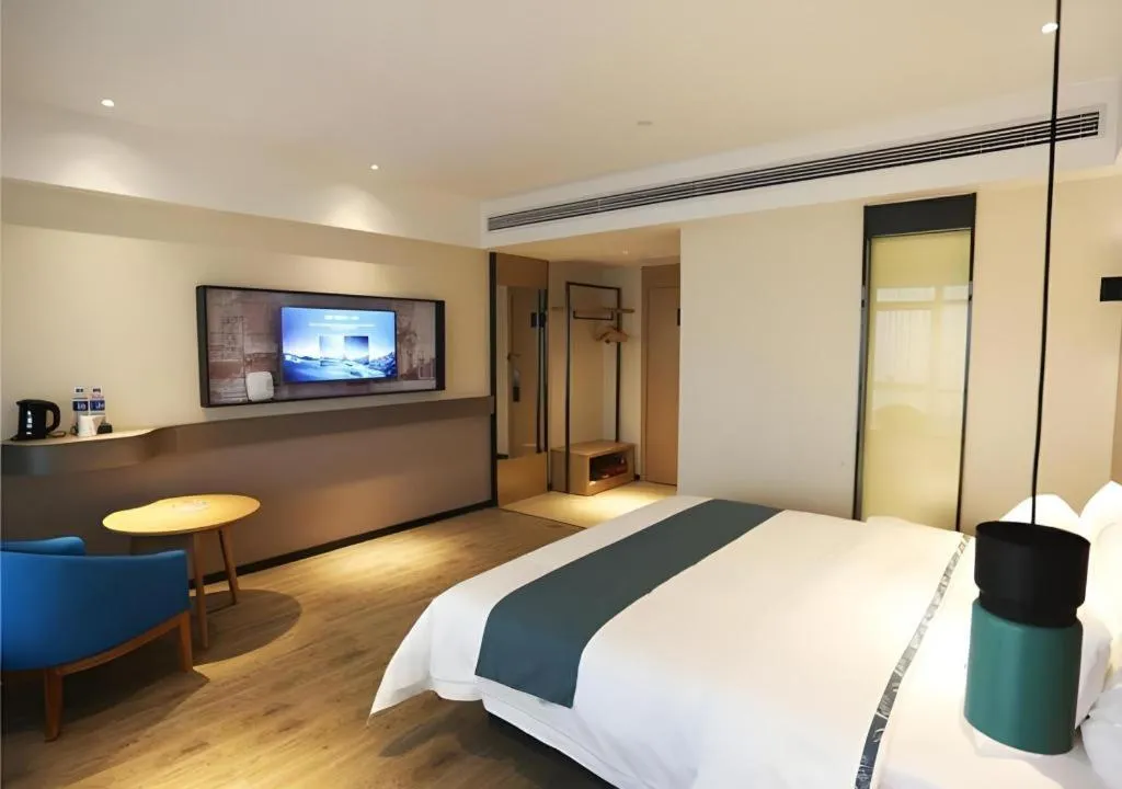 Bed in City Comfort Inn Changde Lixian Taohuatan