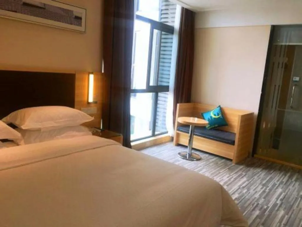 Bed in City Comfort Inn Hefei Binhu Wanghu Building Exhibition Center