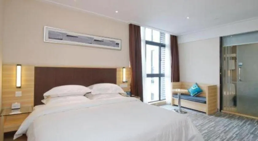 Bed in City Comfort Inn Hefei Binhu Wanghu Building Exhibition Center