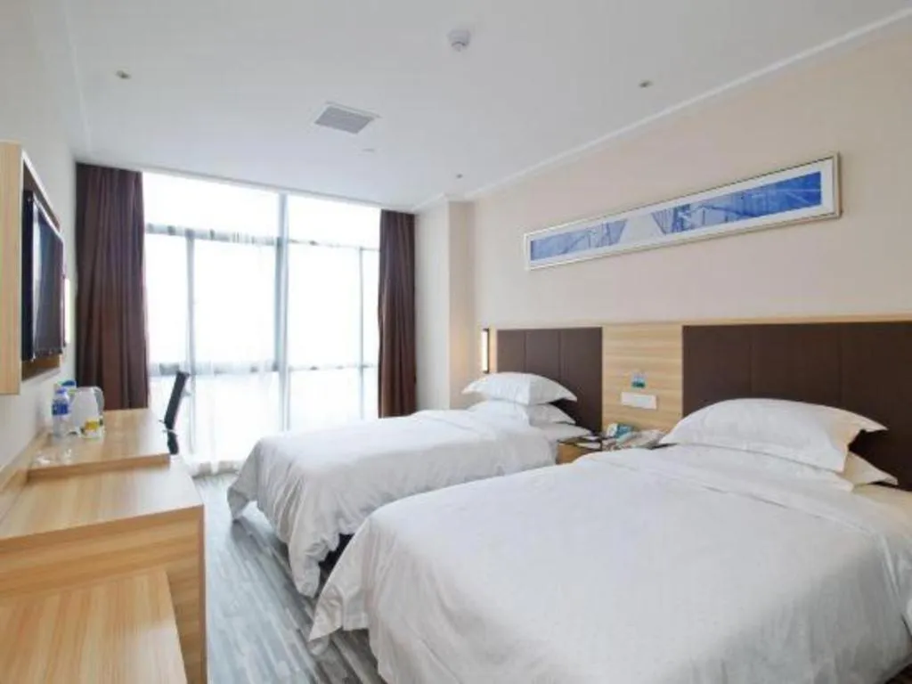 Bed in City Comfort Inn Hefei Binhu Wanghu Building Exhibition Center