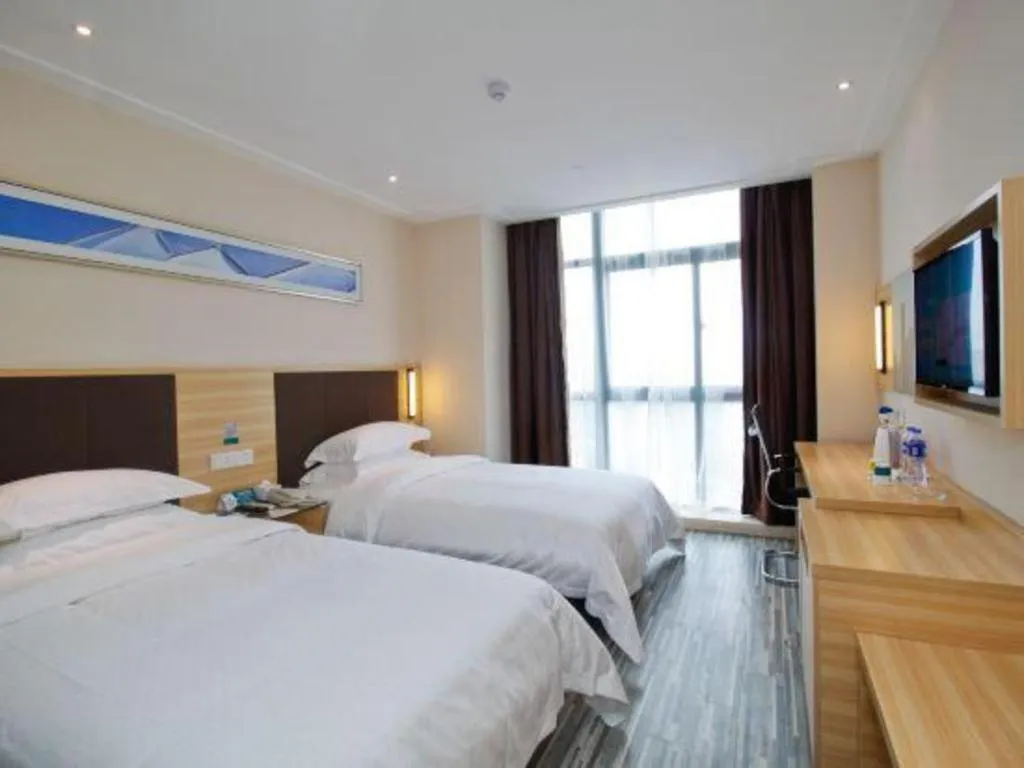 Bed in City Comfort Inn Hefei Binhu Wanghu Building Exhibition Center