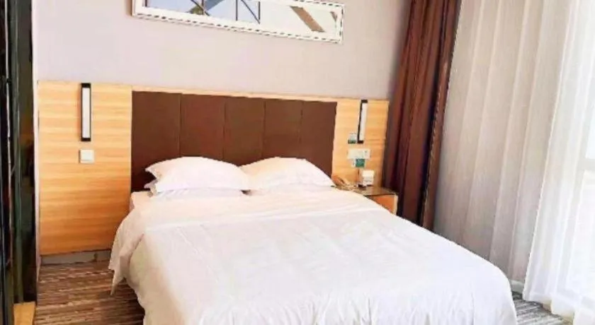 Bed in City Comfort Inn Hefei Binhu Wanghu Building Exhibition Center