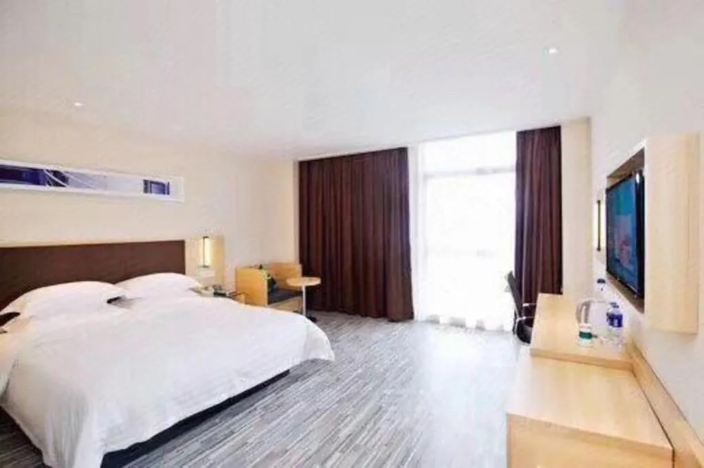 Bed in City Comfort Inn Hefei Binhu Wanghu Building Exhibition Center