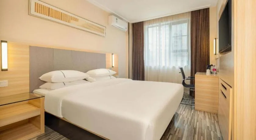 Bed in City Comfort Inn Nanning Mingxiu East Road Shishan Park Metro Station