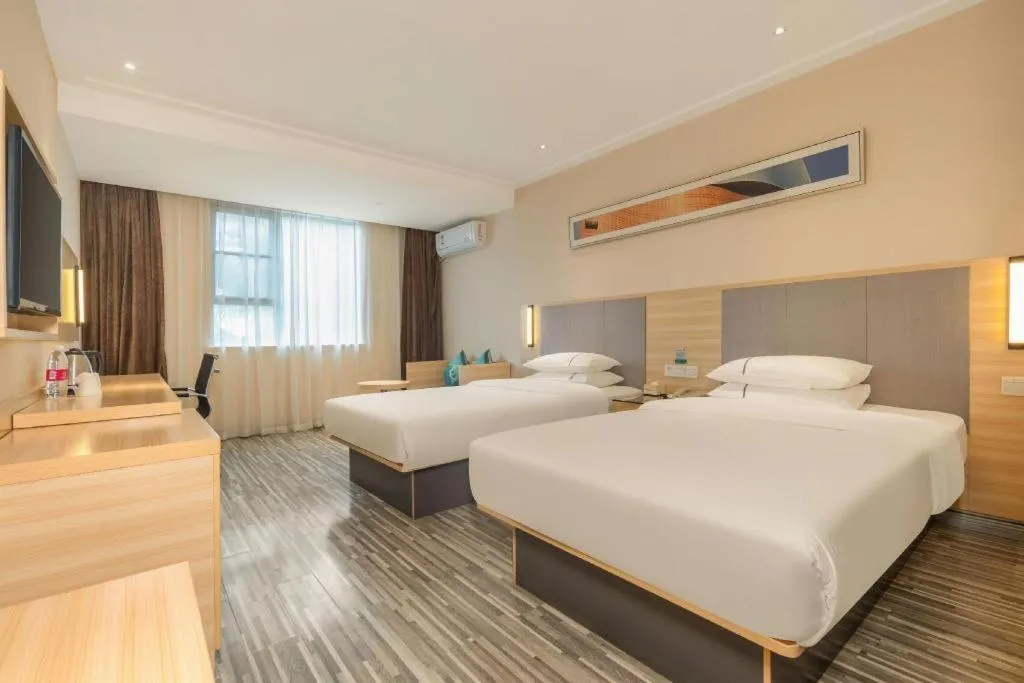 Bed in City Comfort Inn Nanning Mingxiu East Road Shishan Park Metro Station