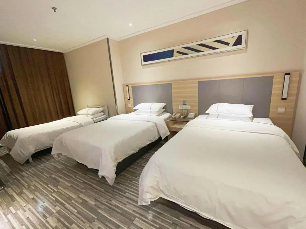 Bed in City Comfort Inn Nanning Mingxiu East Road Shishan Park Metro Station
